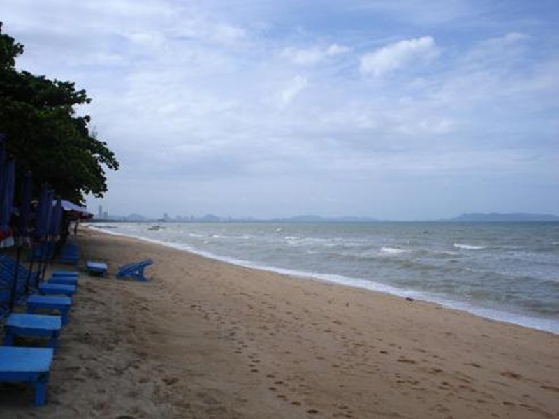 Jomtien gay beach Forced shemale rapidshare
